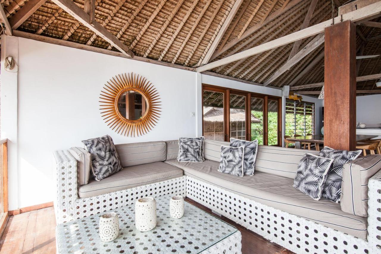 Villa Gmb Beach House Uluwatu  Ngoại thất bức ảnh